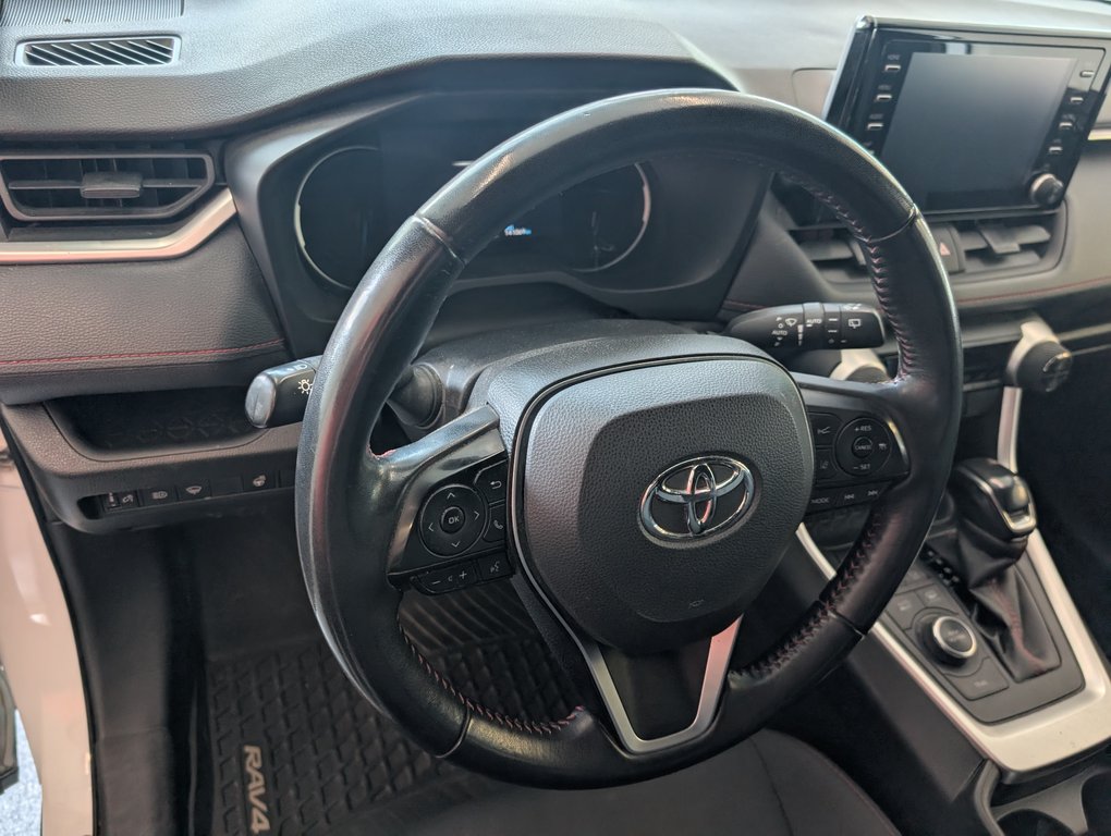 Toyota RAV4 Prime SE AWD, BRANCHABLE, 2021 à Magog, Québec - 11 - w1024h768px