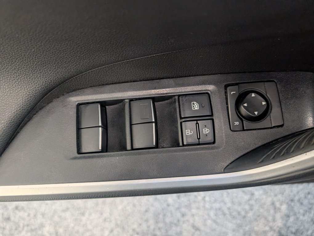 2021 Toyota RAV4 Prime XSE AWD, BRANCHABLE, in Magog, Quebec - 14 - w1024h768px