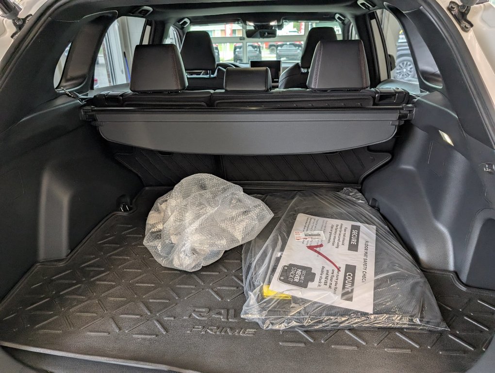 Toyota RAV4 Prime XSE AWD, BRANCHABLE, GARANTIE JUSQU EN 2027, 2023 à Magog, Québec - 7 - w1024h768px