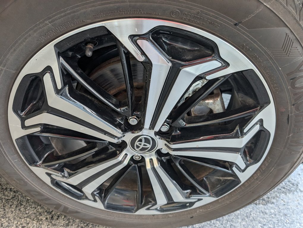 Toyota RAV4 Prime XSE TECH AWD, GARANTIE JUSQU EN 2027, 2023 à Magog, Québec - 23 - w1024h768px