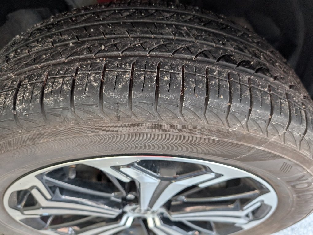 Toyota RAV4 Prime XSE TECH AWD, GARANTIE JUSQU EN 2027, 2023 à Magog, Québec - 22 - w1024h768px