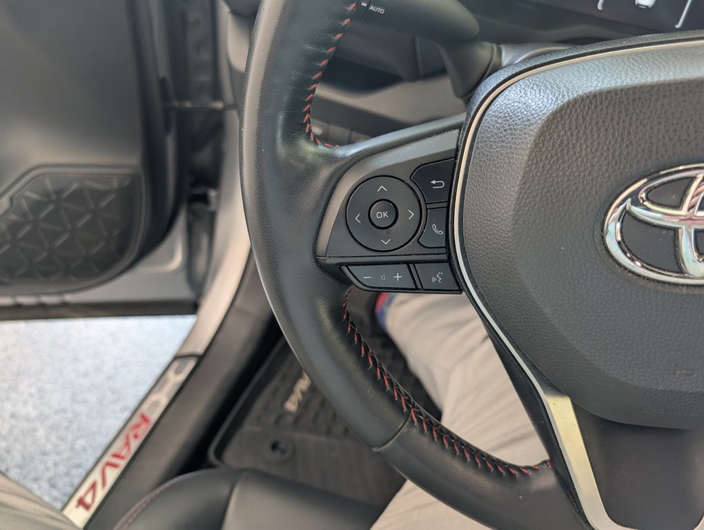2023 Toyota RAV4 Prime XSE BRANCHABLE, GARANTIE JUSQU EN 2027, in Magog, Quebec - 19 - w1024h768px