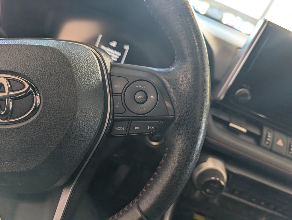 Toyota RAV4 Prime XSE AWD, GARANTIE JUSQU EN 2026, 2023 à Magog, Québec - 20 - w1024h768px