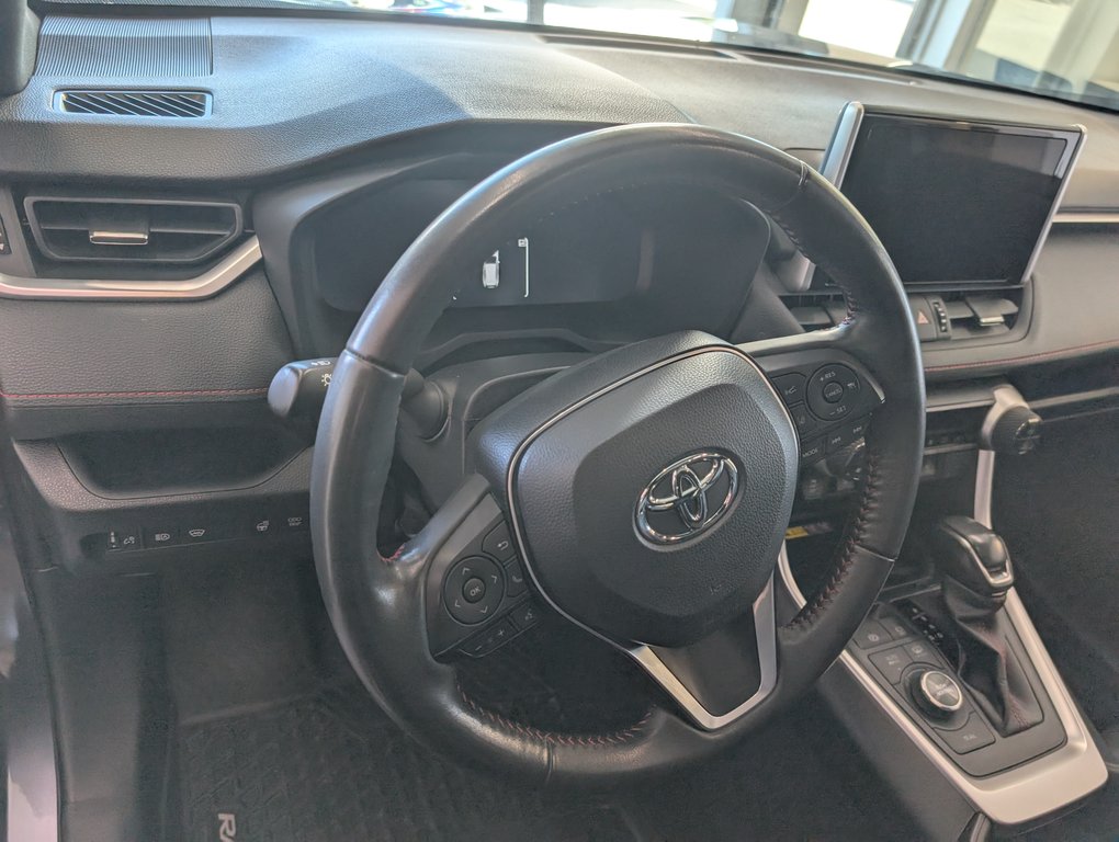 Toyota RAV4 Prime XSE AWD, GARANTIE JUSQU EN 2026, 2023 à Magog, Québec - 13 - w1024h768px