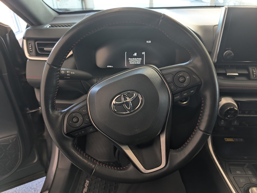 Toyota RAV4 Prime XSE AWD, GARANTIE JUSQU EN 2026, 2023 à Magog, Québec - 16 - w1024h768px
