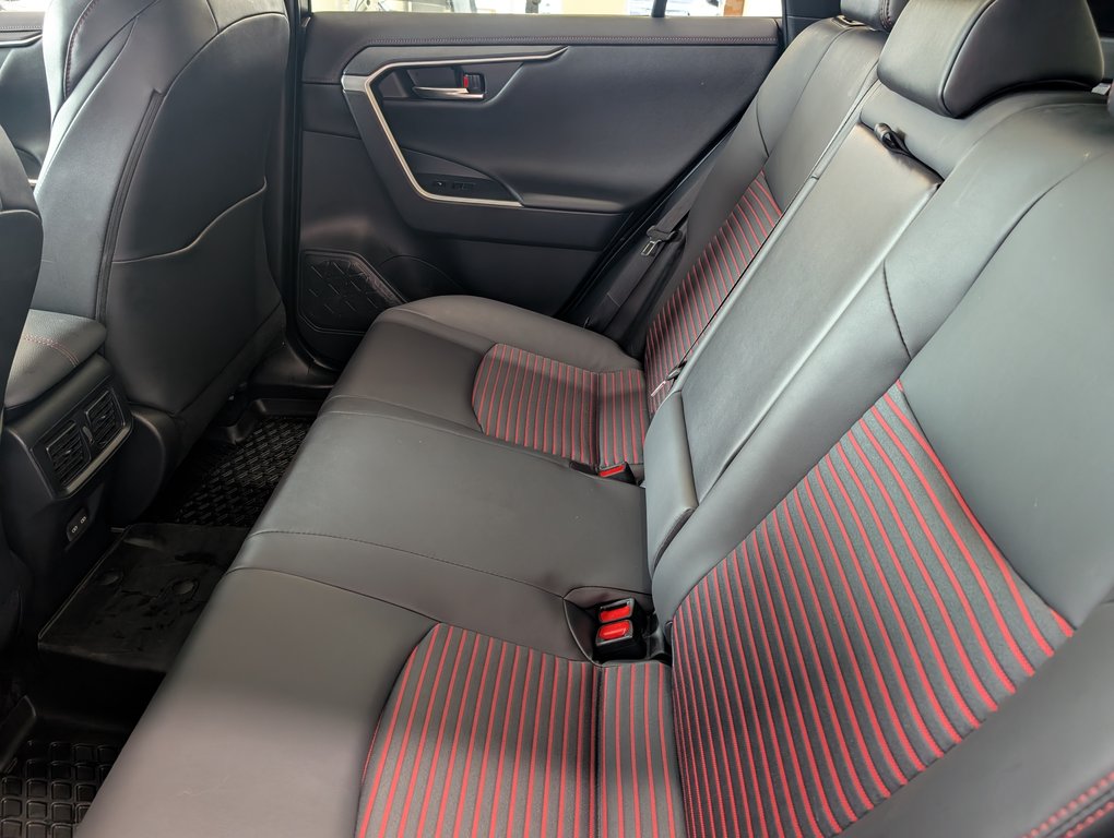 Toyota RAV4 Prime XSE AWD, BRANCHABLE, A/C, 2023 à Magog, Québec - 11 - w1024h768px