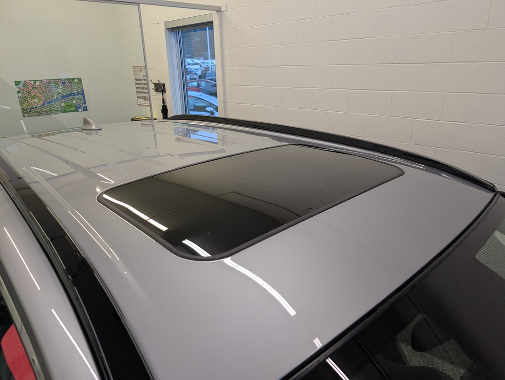 Toyota RAV4 Prime SE AWD, BRANCHABLE, 2023 à Magog, Québec - 24 - w1024h768px