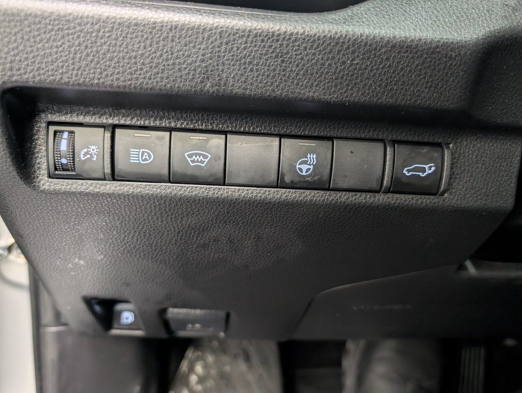 Toyota RAV4 Prime SE AWD, BRANCHABLE, 2023 à Magog, Québec - 21 - w1024h768px