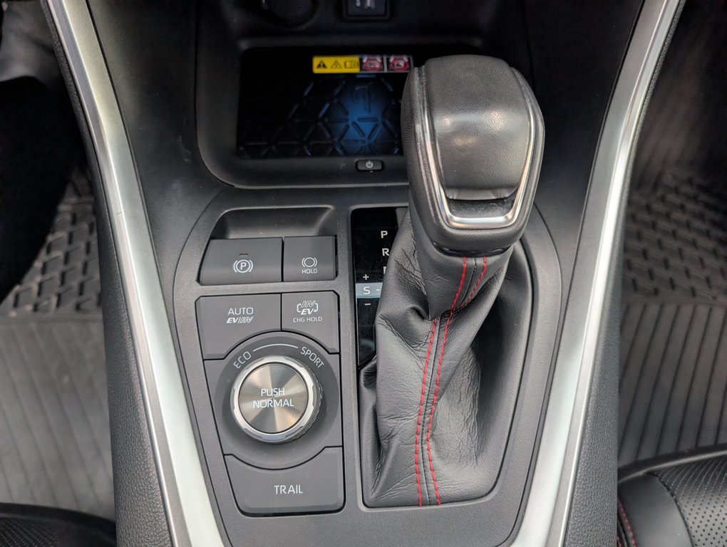 Toyota RAV4 Prime XSE TECH BRANCHABLE, 2023 à Magog, Québec - 18 - w1024h768px
