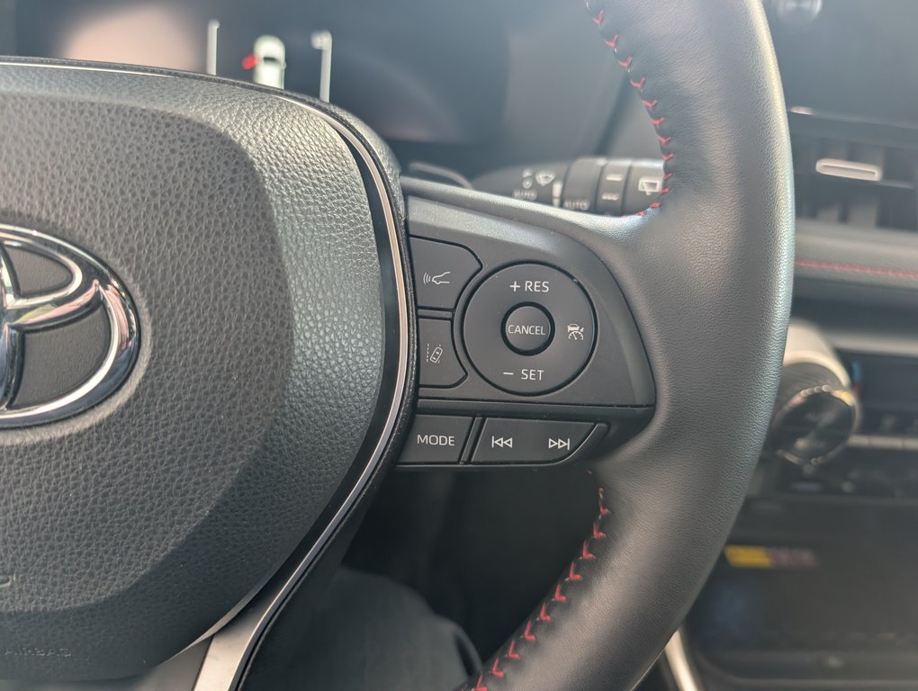 Toyota RAV4 Prime XSE TECH BRANCHABLE, 2023 à Magog, Québec - 21 - w1024h768px