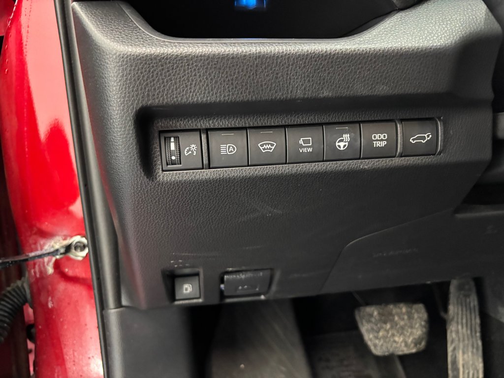 Toyota RAV4 Prime XSE AWD TECH, GARANTIE JUSQU EN 2027, 2023 à Magog, Québec - 17 - w1024h768px