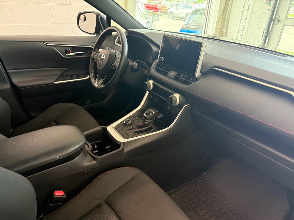 2023 Toyota RAV4 Prime SE AWD BRANCHABLE, in Magog, Quebec - 5 - w1024h768px