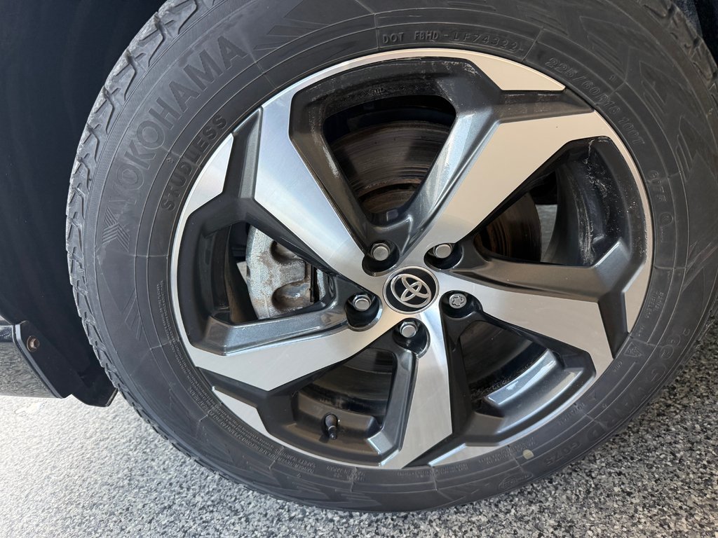 Toyota RAV4 Prime SE AWD BRANCHABLE, 2023 à Magog, Québec - 21 - w1024h768px