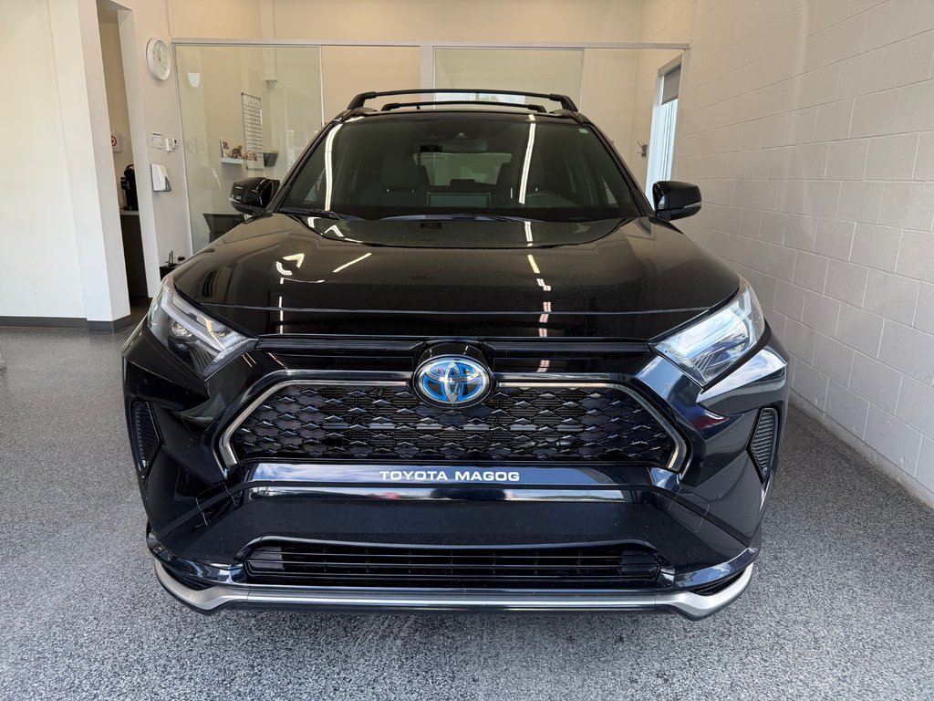Toyota RAV4 Prime SE AWD BRANCHABLE, 2023 à Magog, Québec - 7 - w1024h768px