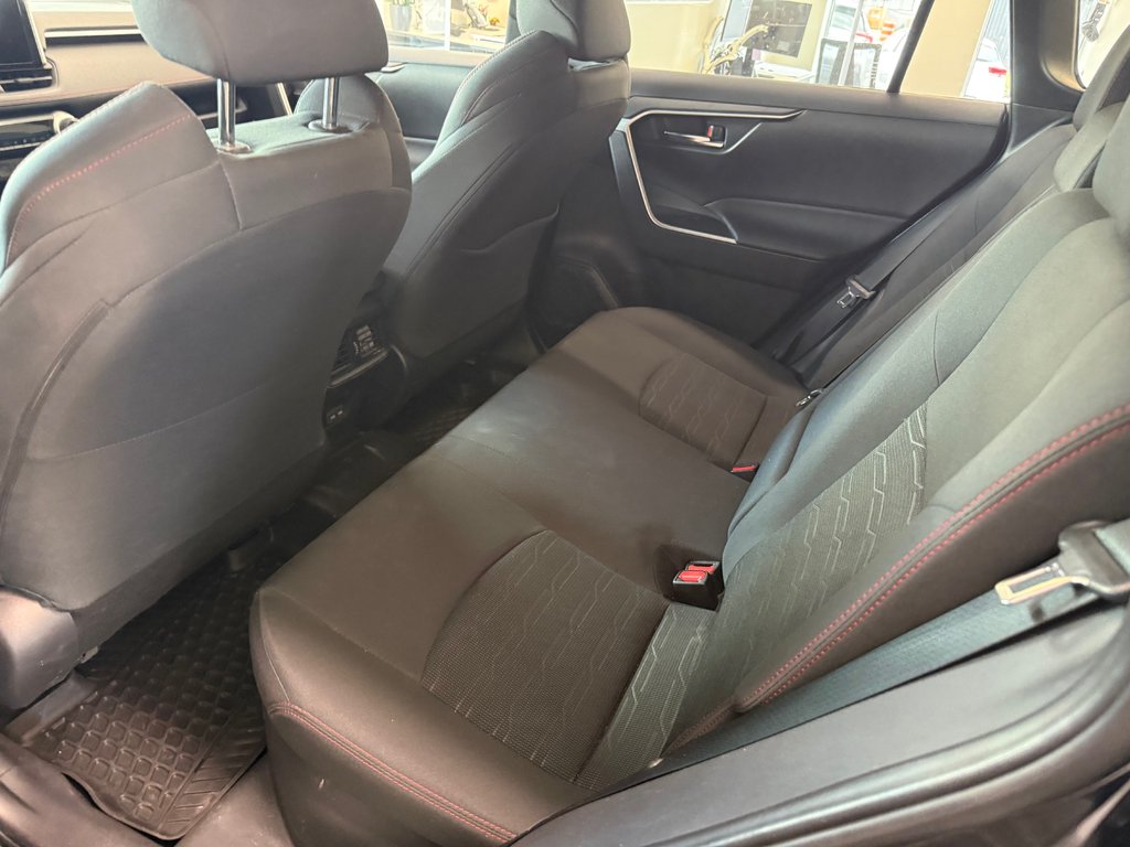 2023 Toyota RAV4 Prime SE AWD BRANCHABLE, in Magog, Quebec - 8 - w1024h768px