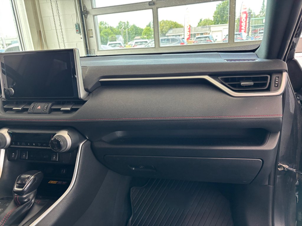 2023 Toyota RAV4 Prime XSE AWD in Magog, Quebec - 7 - w1024h768px