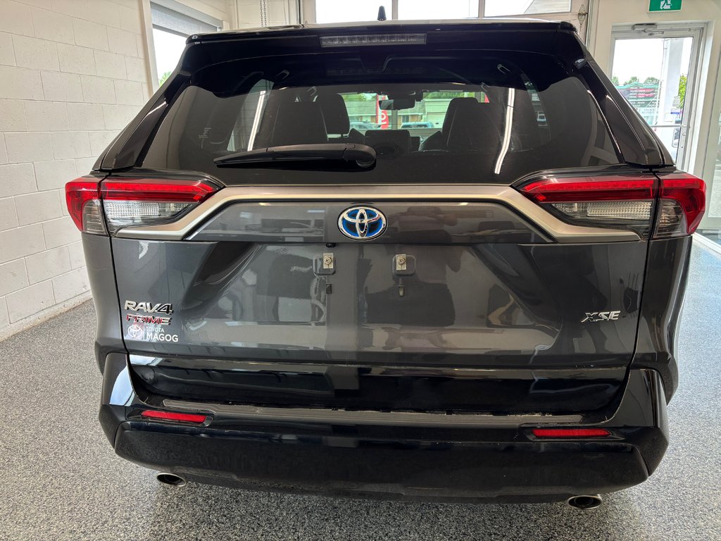 2023 Toyota RAV4 Prime XSE AWD in Magog, Quebec - 3 - w1024h768px