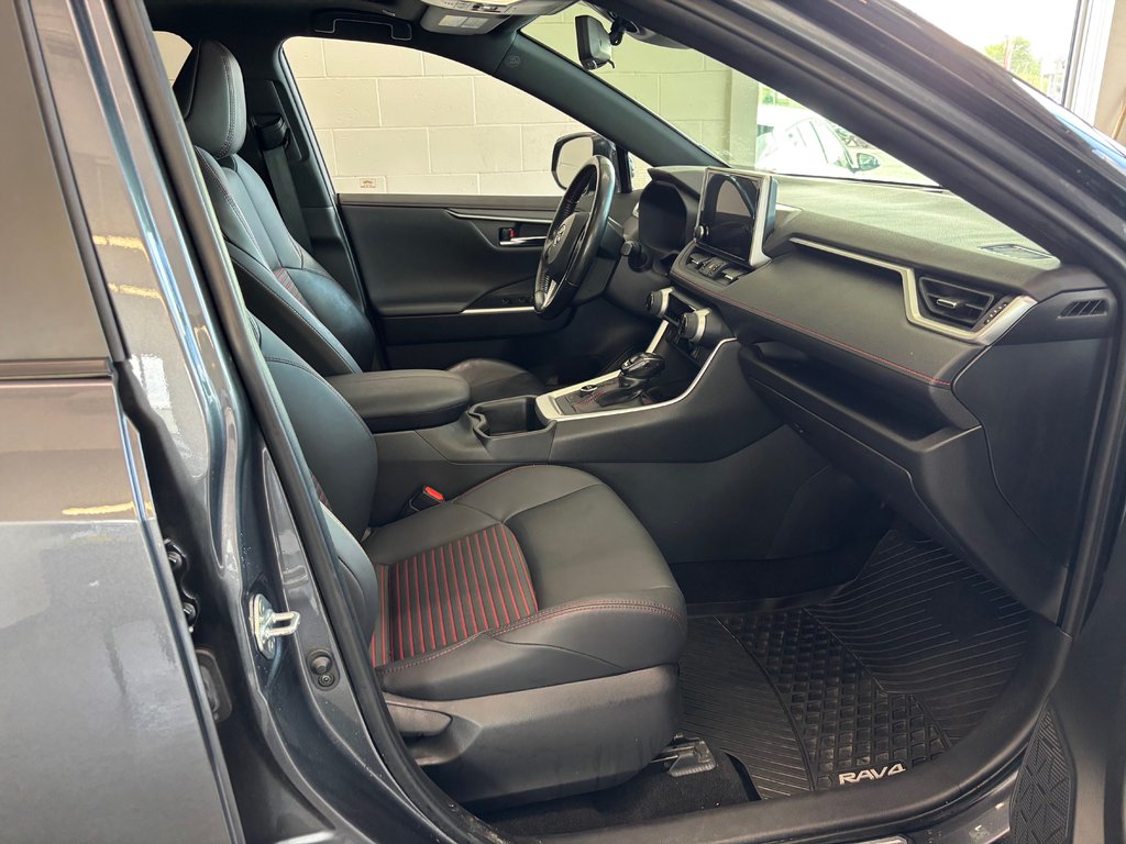 2023 Toyota RAV4 Prime XSE AWD in Magog, Quebec - 6 - w1024h768px