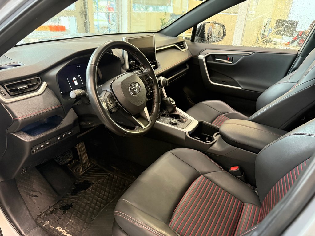 Toyota RAV4 Prime XSE AWD, BRANCHABLE, 2023 à Magog, Québec - 12 - w1024h768px