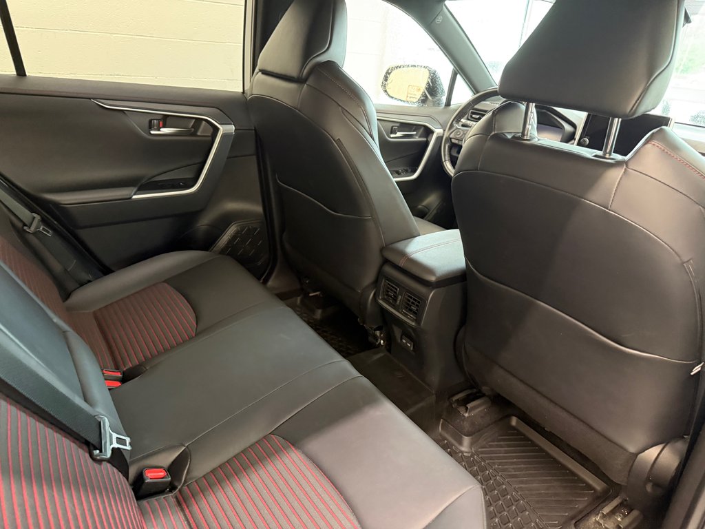 Toyota RAV4 Prime XSE AWD, BRANCHABLE, 2023 à Magog, Québec - 9 - w1024h768px
