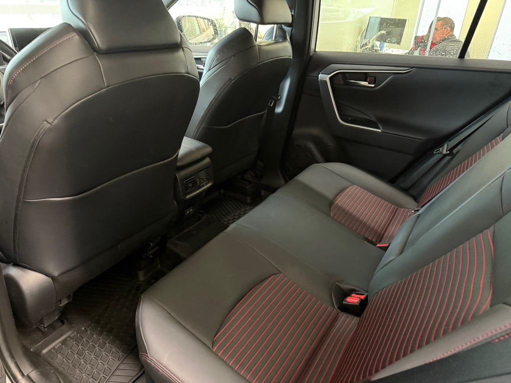 Toyota RAV4 Prime XSE AWD, BRANCHABLE, 2023 à Magog, Québec - 11 - w1024h768px
