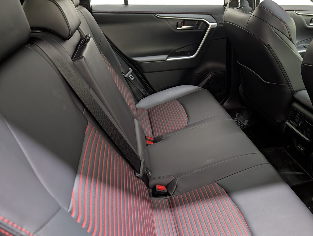 Toyota RAV4 Prime XSE AWD 2024 à Magog, Québec - 7 - w1024h768px