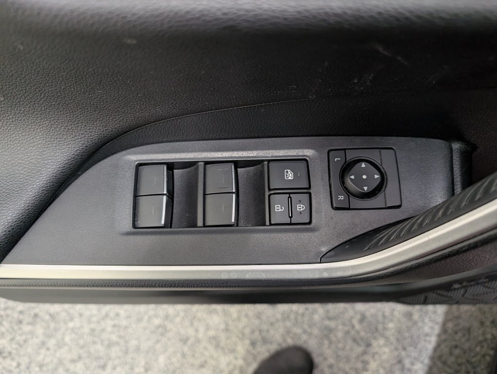 Toyota RAV4 Prime XSE AWD 2024 à Magog, Québec - 14 - w1024h768px