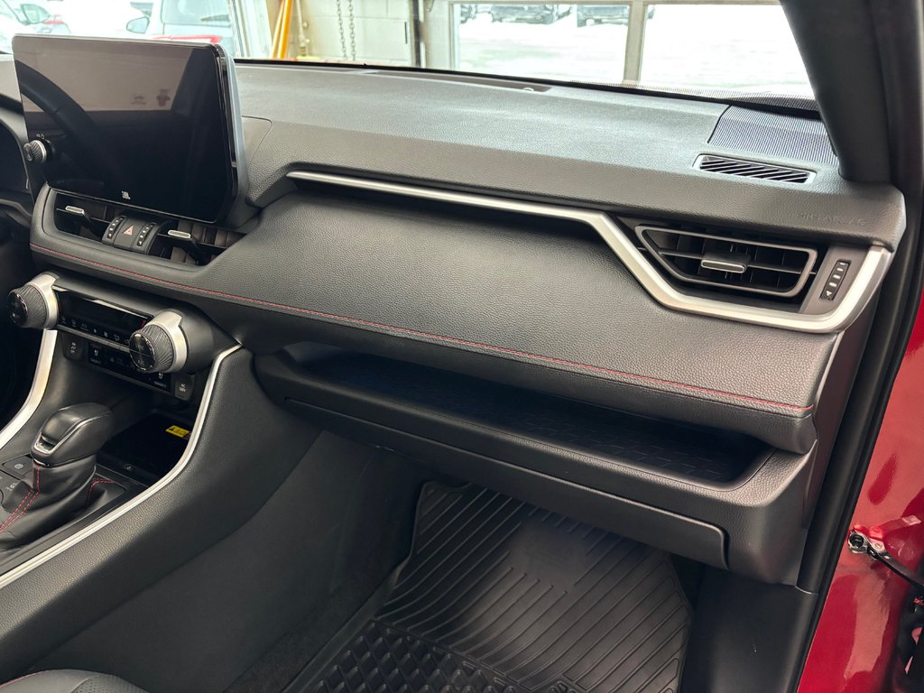 Toyota RAV4 Prime XSE AWD TECH, GARANTIE JUSQU EN 2028, 2024 à Magog, Québec - 11 - w1024h768px