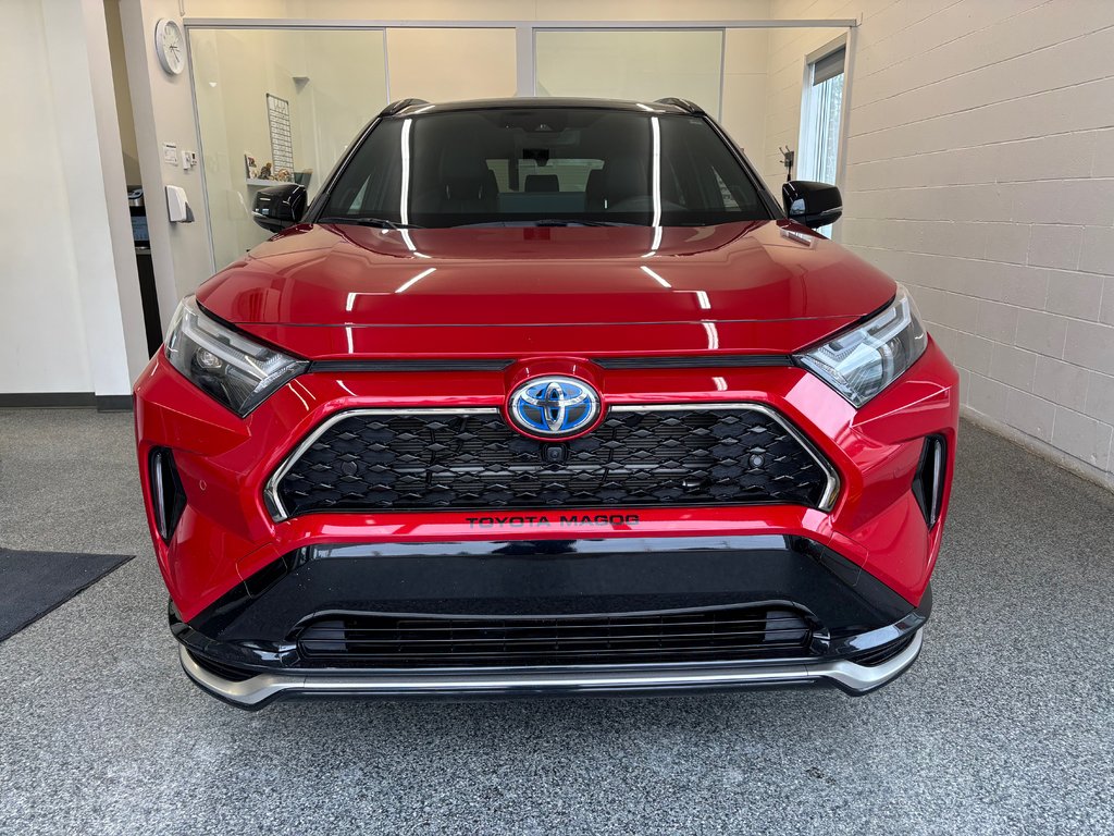 Toyota RAV4 Prime XSE AWD TECH, GARANTIE JUSQU EN 2028, 2024 à Magog, Québec - 6 - w1024h768px
