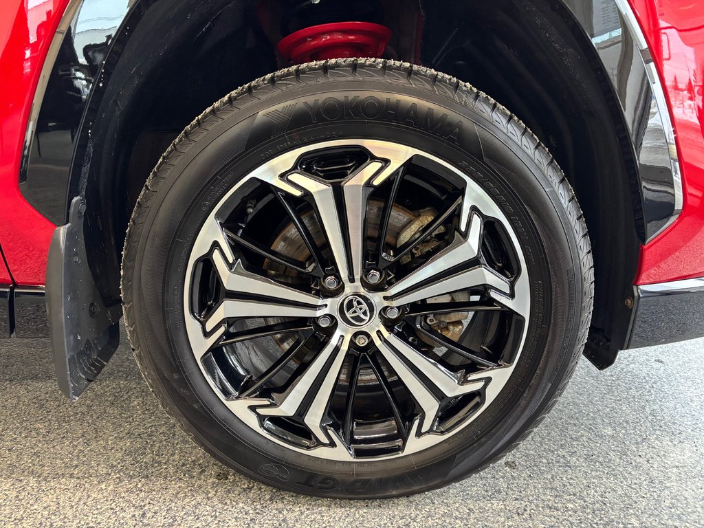 Toyota RAV4 Prime XSE AWD TECH, GARANTIE JUSQU EN 2028, 2024 à Magog, Québec - 25 - w1024h768px