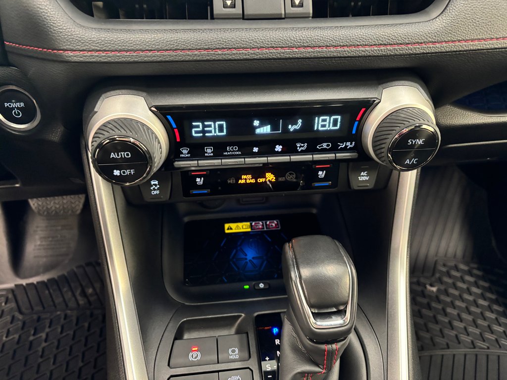 Toyota RAV4 Prime XSE AWD TECH, GARANTIE JUSQU EN 2028, 2024 à Magog, Québec - 20 - w1024h768px