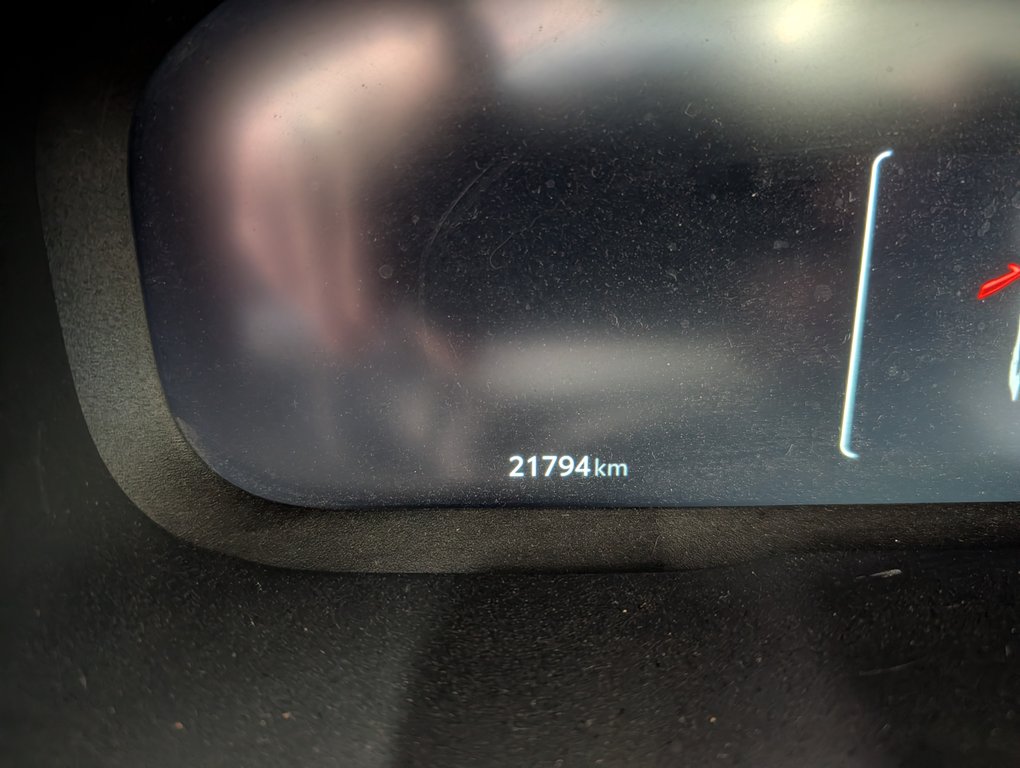 2024 Toyota RAV4 Prime XSE, GARANTIE JUSQU EN 2028, in Magog, Quebec - 20 - w1024h768px