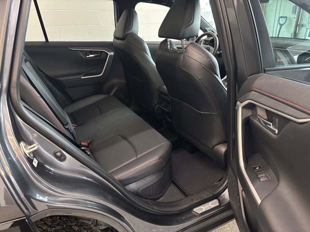 2024 Toyota RAV4 Prime XSE, GARANTIE JUSQU EN 2031, in Magog, Quebec - 8 - w1024h768px