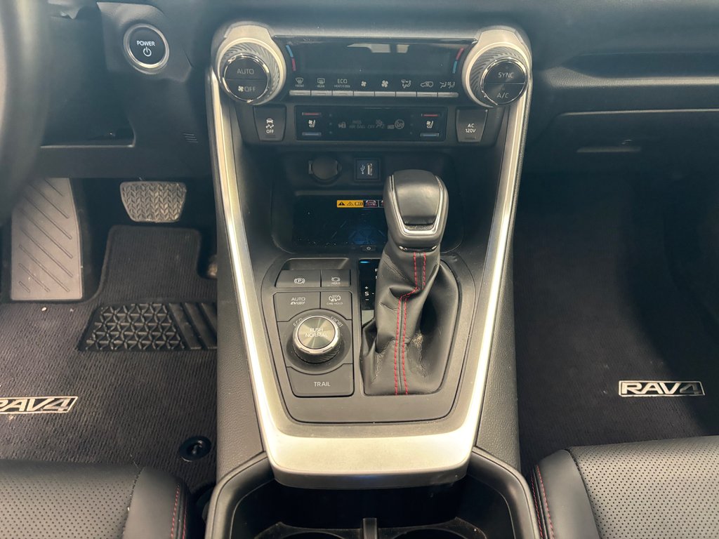 2024 Toyota RAV4 Prime XSE, GARANTIE JUSQU EN 2031, in Magog, Quebec - 21 - w1024h768px