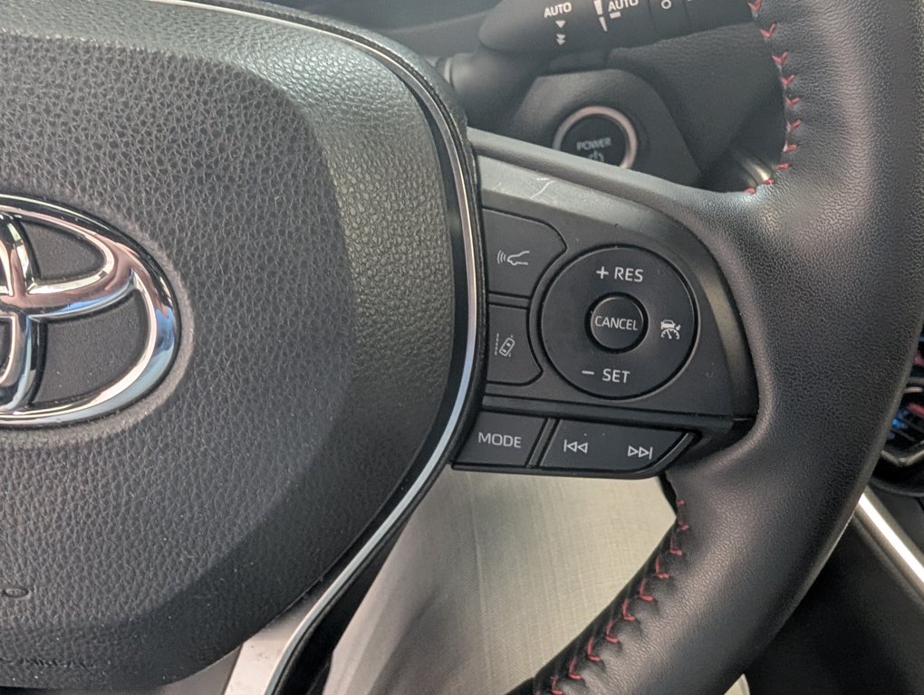 2024 Toyota RAV4 Prime XSE AWD, GARANTIE JUSQU EN 2028, in Magog, Quebec - 19 - w1024h768px