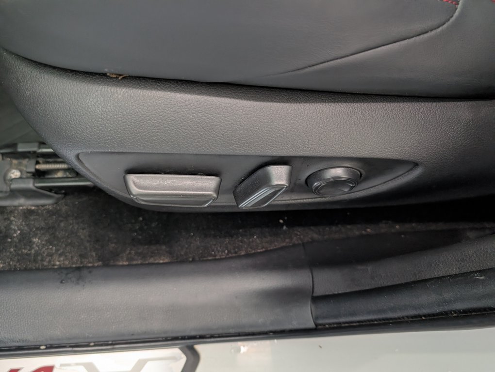 Toyota RAV4 Prime XSE AWD, BRANCHABLE, 2024 à Magog, Québec - 13 - w1024h768px