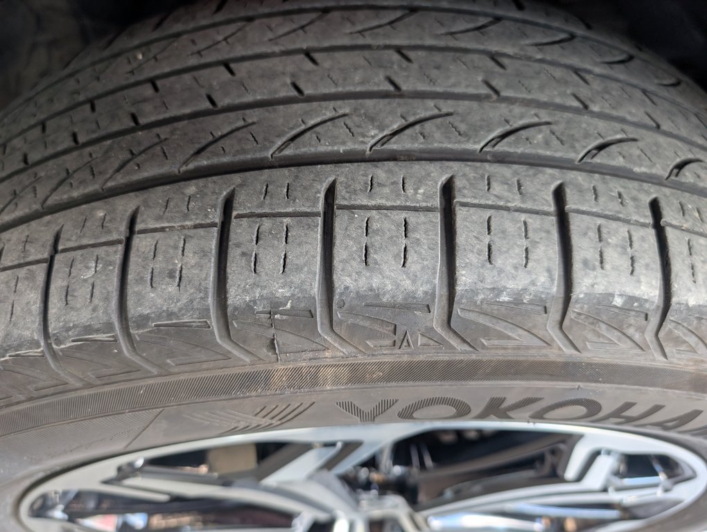 2024 Toyota RAV4 Prime XSE AWD, in Magog, Quebec - 25 - w1024h768px