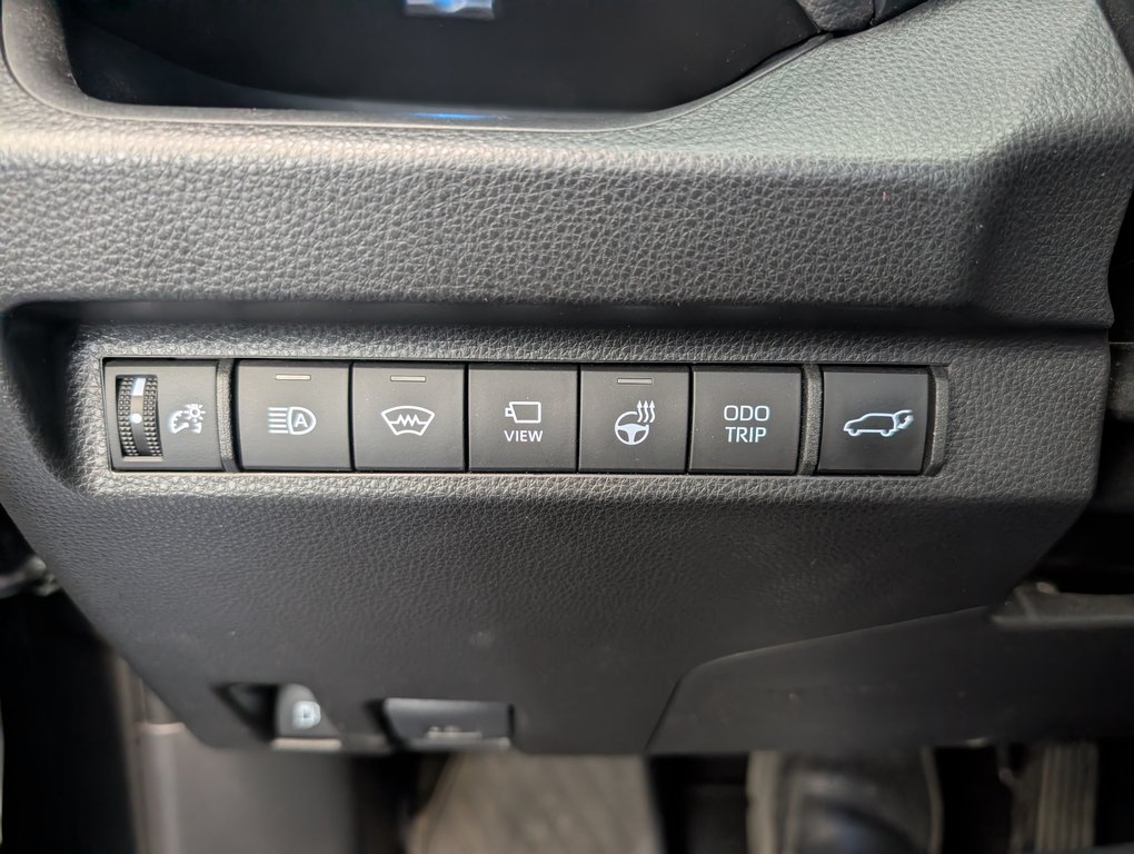 2024 Toyota RAV4 Prime XSE AWD, in Magog, Quebec - 24 - w1024h768px