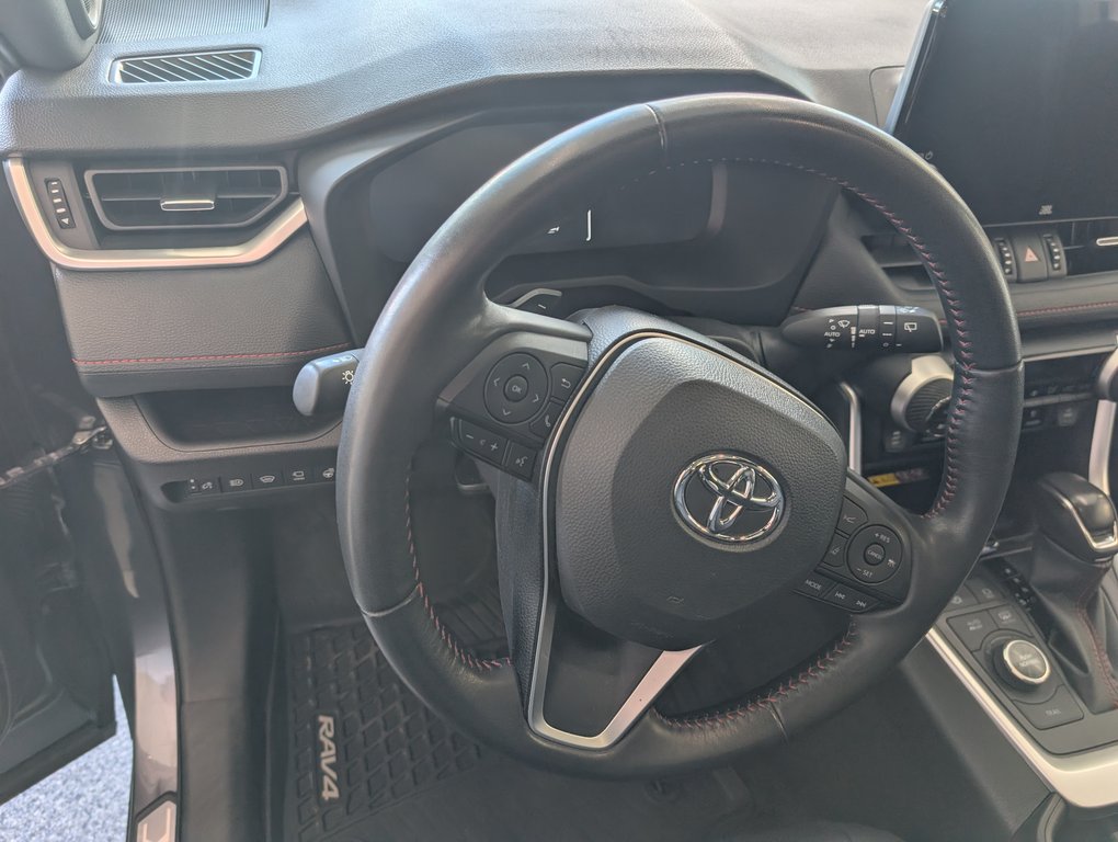 2024 Toyota RAV4 Prime XSE AWD, in Magog, Quebec - 13 - w1024h768px