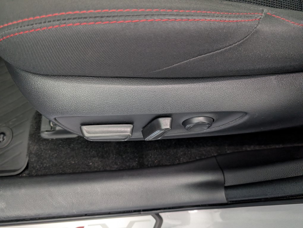 Toyota RAV4 Prime SE AWD 2024 à Magog, Québec - 13 - w1024h768px