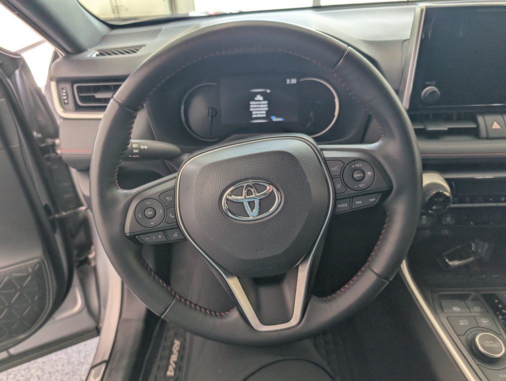 Toyota RAV4 Prime SE AWD 2024 à Magog, Québec - 16 - w1024h768px