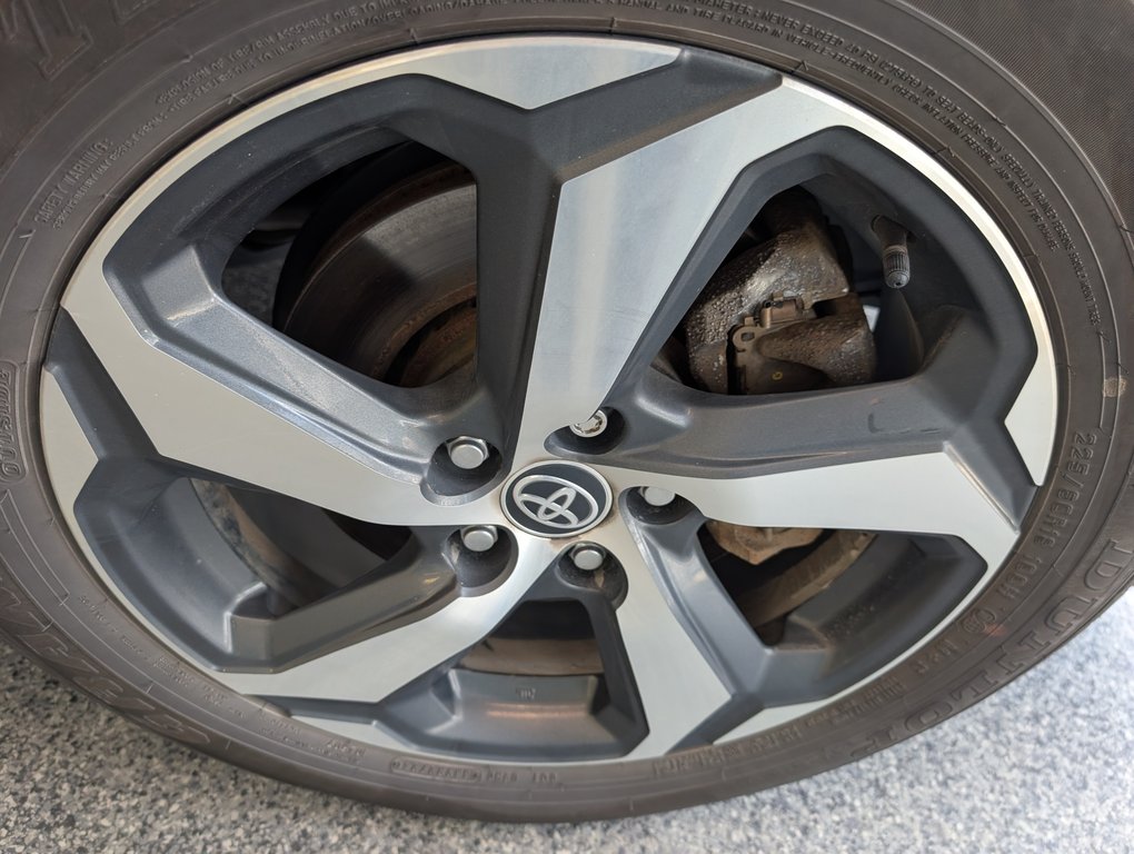 Toyota RAV4 Prime SE AWD 2024 à Magog, Québec - 24 - w1024h768px