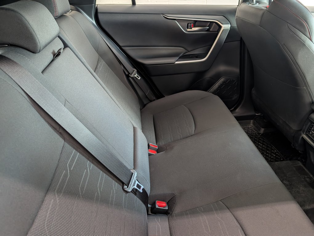 Toyota RAV4 Prime SE AWD 2024 à Magog, Québec - 7 - w1024h768px