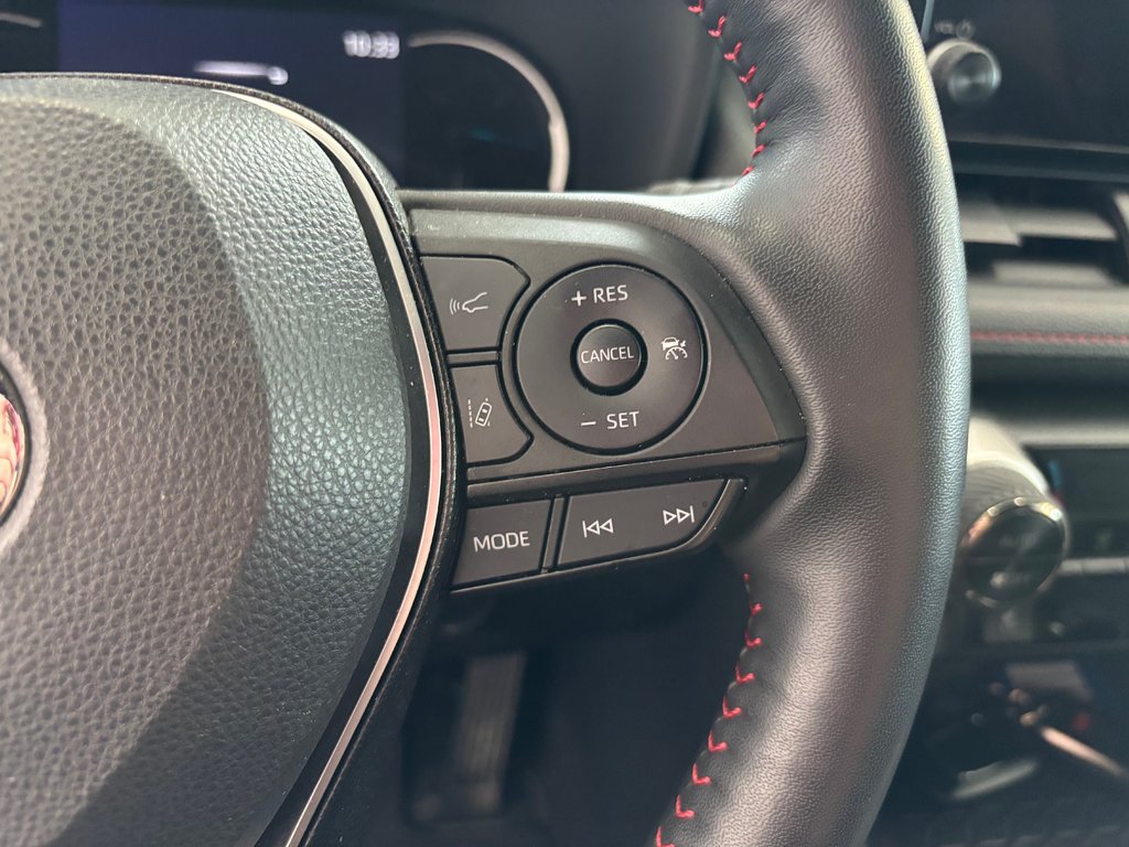 2024 Toyota RAV4 Prime SE AWD in Magog, Quebec - 17 - w1024h768px