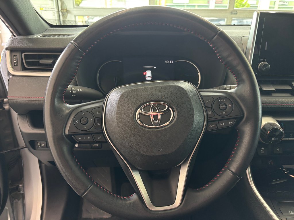 2024 Toyota RAV4 Prime SE AWD in Magog, Quebec - 13 - w1024h768px