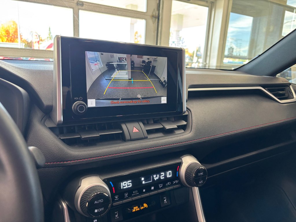 2024 Toyota RAV4 Prime SE in Magog, Quebec - 21 - w1024h768px