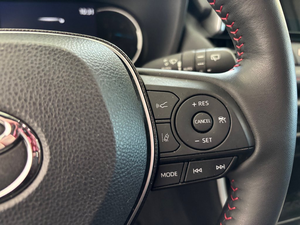 2024 Toyota RAV4 Prime SE in Magog, Quebec - 18 - w1024h768px