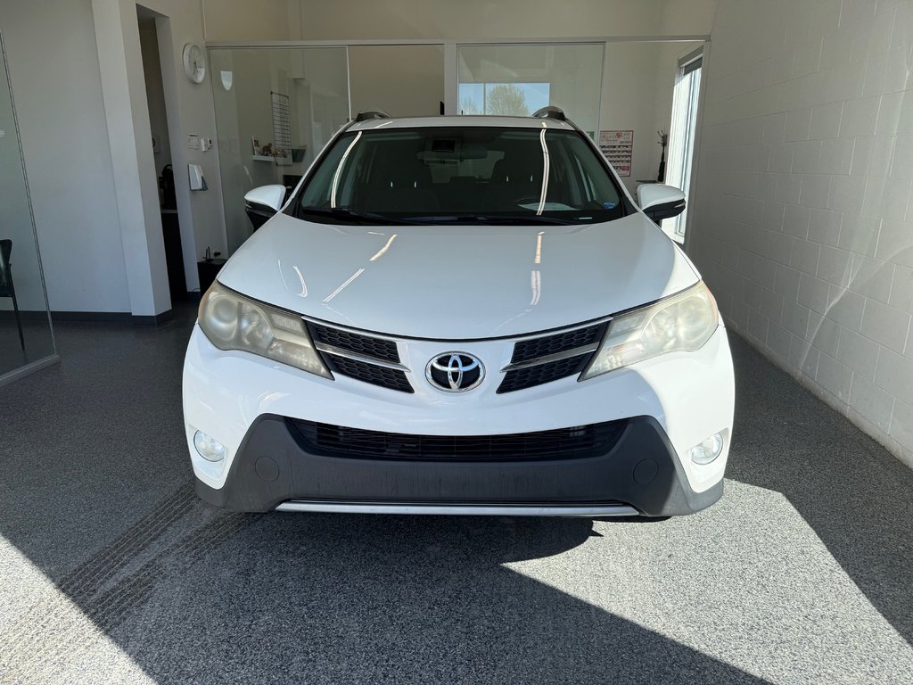 Toyota RAV4 XLE AWD 2013 à Magog, Québec - 7 - w1024h768px