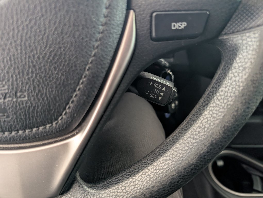 2016 Toyota RAV4 LE AWD in Magog, Quebec - 21 - w1024h768px