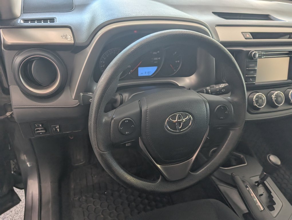 2016 Toyota RAV4 LE AWD in Magog, Quebec - 13 - w1024h768px